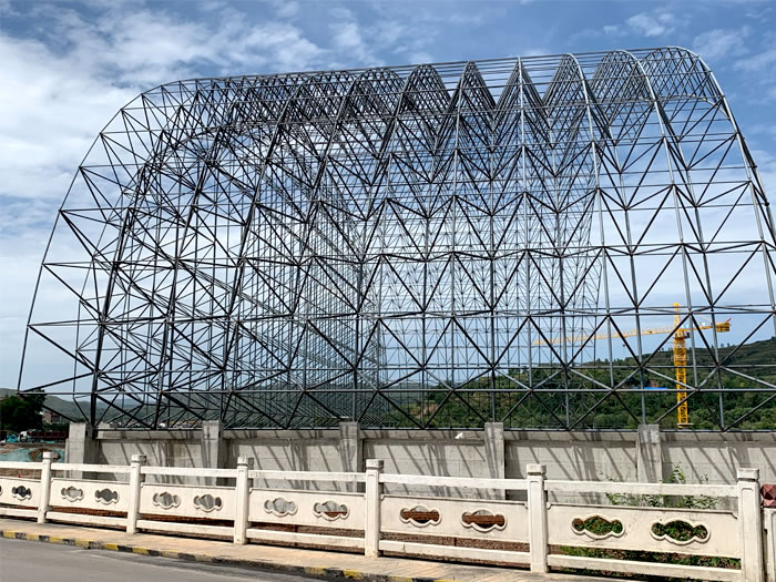 老河口山寨矿储煤棚网架